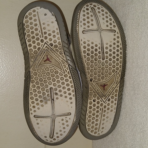 Vintage RARE 2009 Nike Air Jordan Flipsyde Basketball White Cement Red 4.5Y - Picture 6 of 6